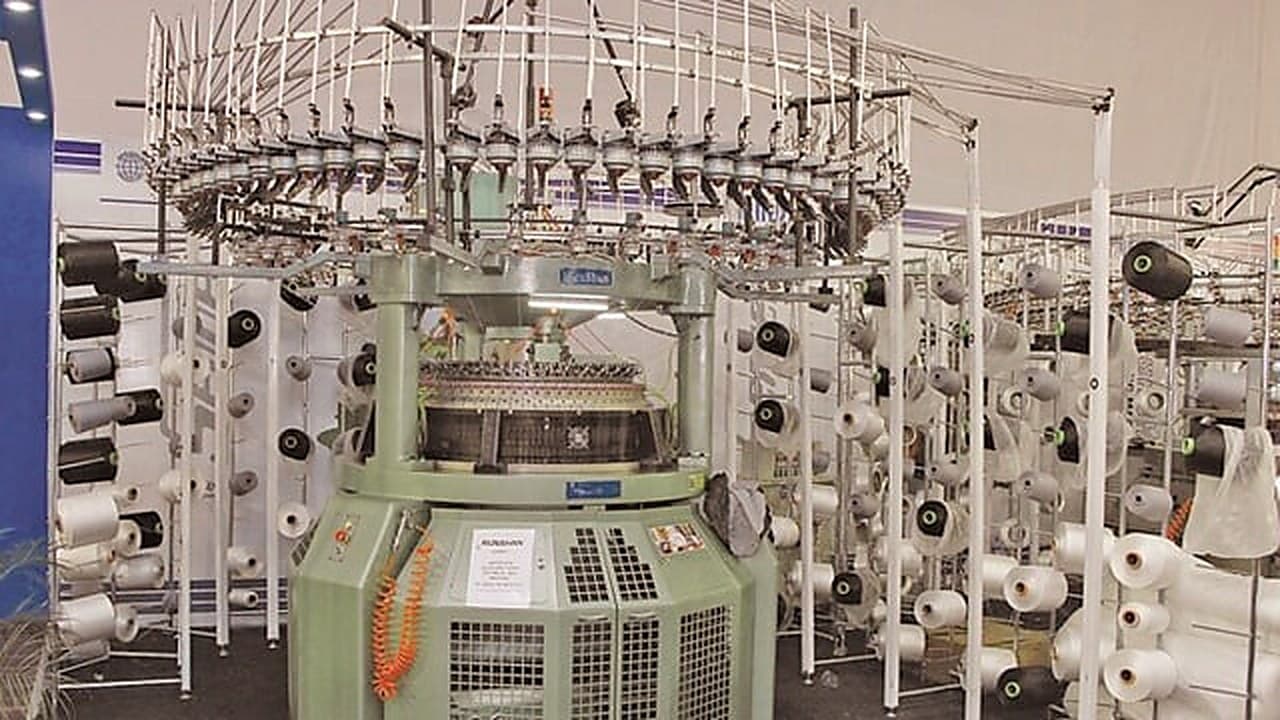 Circular knitting machines on the knitting floor
